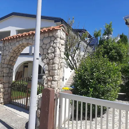 H&f Apartman