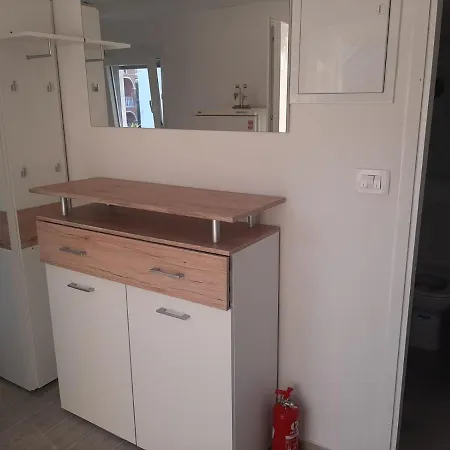 H&f Apartment *